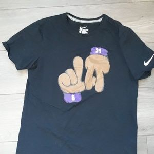 KOBE BRYANT NIKE LAKERS XL T-SHIRT